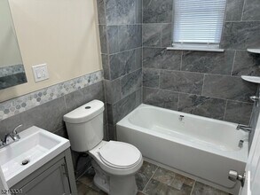 26 Division Ave, Unit First Floor in Belleville, NJ - Building Photo - Building Photo
