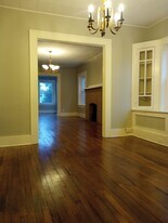 1076 Jefferson Ave, Unit 6 in Akron, OH - Building Photo