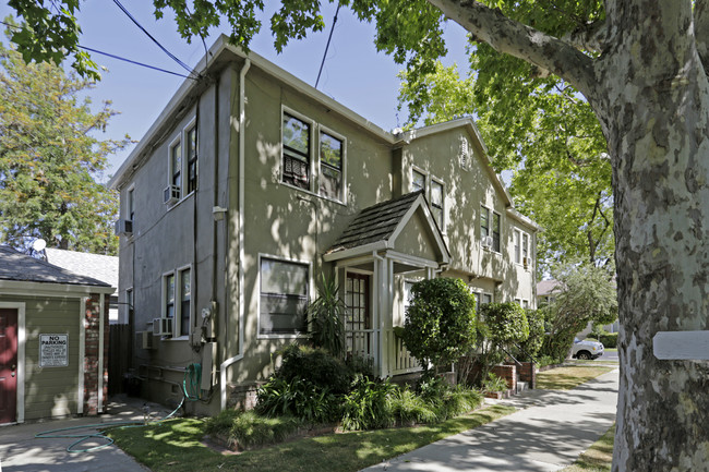 2630 Q St in Sacramento, CA - Building Photo - Building Photo