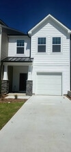 Room in Townhome on Caddis Bnd in Raleigh, NC - Building Photo - Building Photo