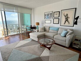 2840 N Ocean Blvd in Fort Lauderdale, FL - Building Photo