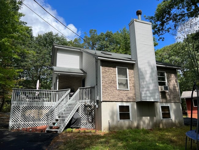 property at 368 Upper Wild Acrs Dr
