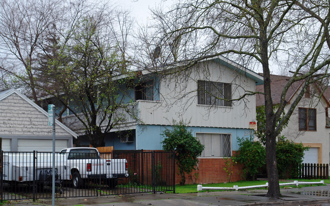 2540 2nd Ave in Sacramento, CA - Foto de edificio - Building Photo