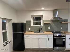 2721 Sacramento Ave in El Paso, TX - Building Photo - Building Photo