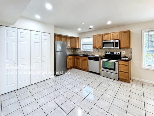 1382 Ironwood St in Woodbridge, VA - Building Photo - Building Photo