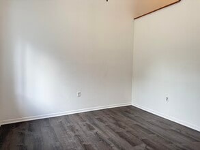 4 Churchill Ct in Bedford, NH - Building Photo - Building Photo