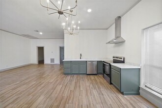 3010 Winding Way in Huntsville, TX - Building Photo - Building Photo