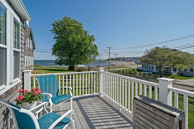 154 Edward Foster Rd in Scituate, MA - Building Photo - Building Photo