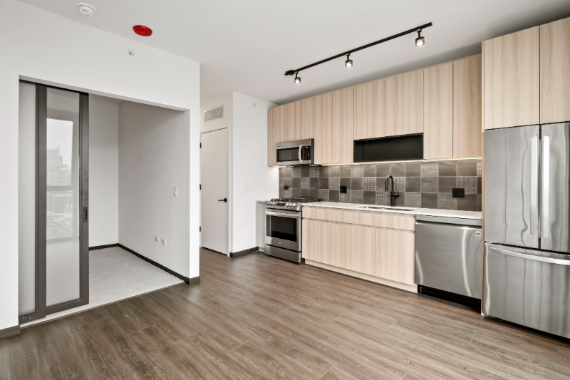 1393 W Randolph St in Chicago, IL - Building Photo