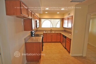 9811 N 40th Dr in Phoenix, AZ - Building Photo - Building Photo