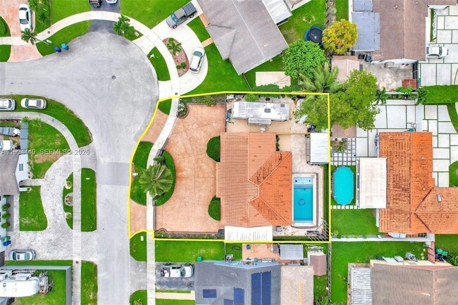 4225 SW 133rd Ct in Miami, FL - Foto de edificio - Building Photo