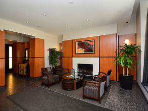 160 E Illinois St, Unit 1703 in Chicago, IL - Building Photo - Building Photo
