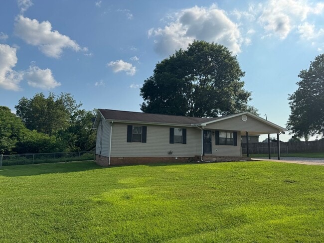 property at 463 Shurbutt Cir