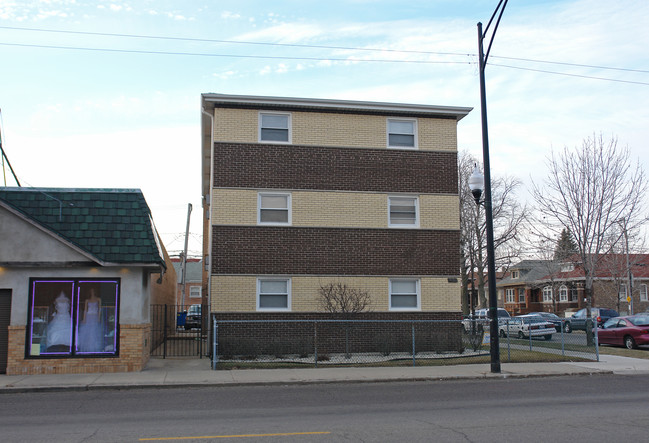 4061 W 63rd St in Chicago, IL - Building Photo - Building Photo