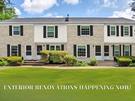 Hudson Yard in Hudson, OH - Building Photo