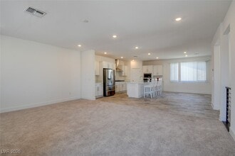 7355 Crown Lndg St in Enterprise, NV - Building Photo - Building Photo