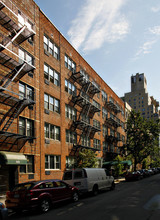 515 E 88th St in New York, NY - Building Photo - Building Photo