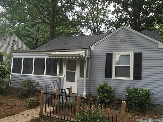 property at 613 Wicker St