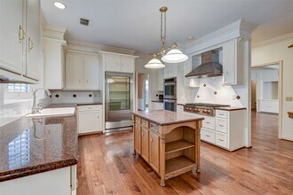 5502 Fountainbridge Ln in Houston, TX - Building Photo - Building Photo