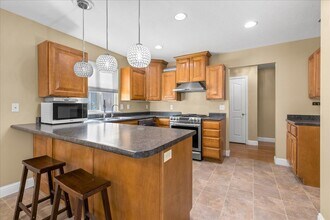 12431 S Iron Sight Way in Herriman, UT - Building Photo - Building Photo