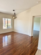10065 Hemet Dr in Las Vegas, NV - Building Photo - Building Photo