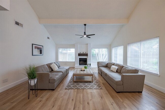 12719 Ashford Knoll Dr in Houston, TX - Building Photo - Building Photo