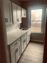 65 Hendrick St-Unit -1 in Providence, RI - Building Photo - Building Photo