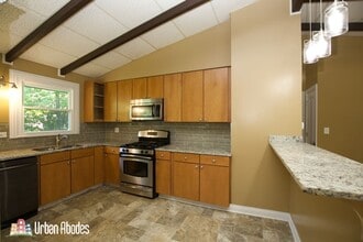 1227 Wood Ave, Unit J00W in Deerfield, IL - Building Photo - Building Photo