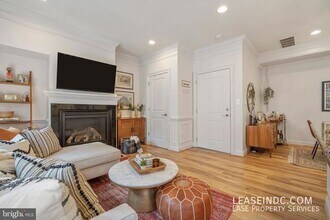 5231 Connecticut Ave NW in Washington, DC - Building Photo - Building Photo