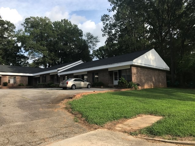 205 Durst Ave W in Greenwood, SC - Building Photo - Building Photo