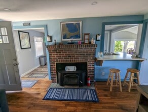 16 Allen Ave in Wareham, MA - Building Photo - Building Photo