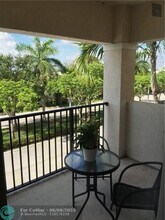 5800 W Sample Rd in Coral Springs, FL - Building Photo - Building Photo