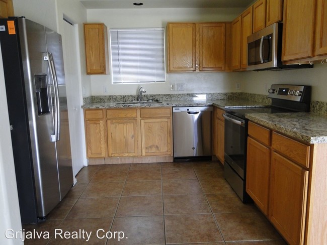 1415 E Lester St-Unit -#2 in Tucson, AZ - Building Photo - Building Photo
