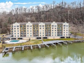 3001 River Towne Way in Knoxville, TN - Building Photo