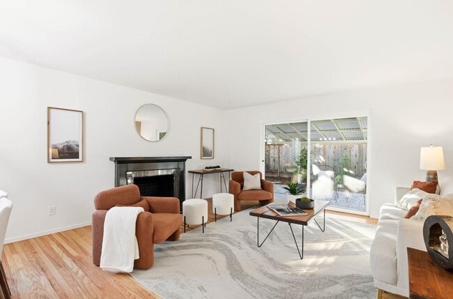 property at 841 Nectarine Ave