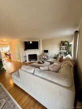 27 Crows Nest Ln in Danbury, CT - Building Photo - Building Photo