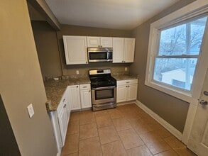 1330 Brockley Ave in Lakewood, OH - Building Photo - Building Photo