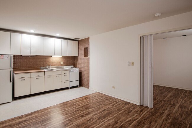 Clark Street Apartments by Royse + Brinkmeyer in Champaign, IL - Building Photo - Building Photo