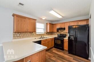 35 Spring Valley Dr in Oakland, TN - Building Photo - Building Photo
