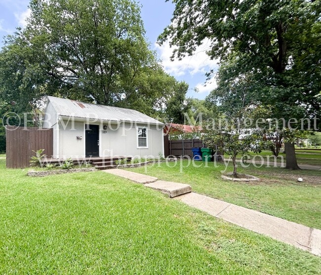 property at 109 Kirven Ave