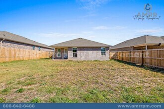 125 SW Vanessa St in Gentry, AR - Building Photo - Building Photo