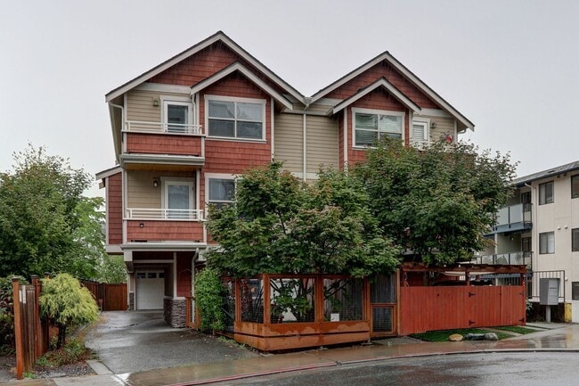 property at 2462 Birch Ave N