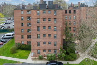 Vernon Woods Apartments in Mount Vernon, NY - Foto de edificio - Building Photo