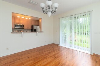 104 Coquina Bay Drive in St. Petersburg, FL - Building Photo - Building Photo