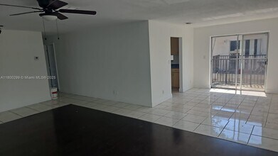 5300 NW 18th Ct in Lauderhill, FL - Building Photo - Building Photo