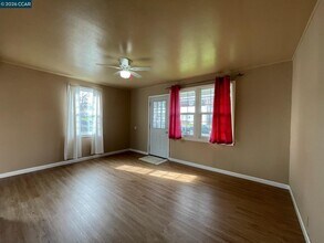 25 Baldwin St in Vallejo, CA - Building Photo - Building Photo