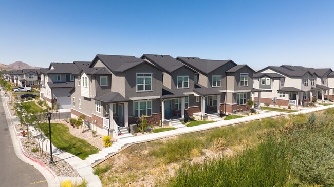 Gabler's Grove in Magna, UT - Foto de edificio - Building Photo