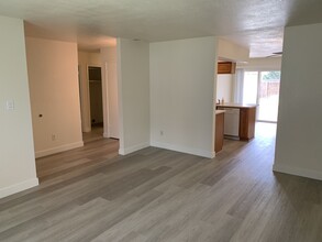 6904 Sumter Quay Cir in Stockton, CA - Building Photo - Building Photo
