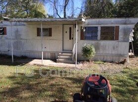 57 Tuckaway Ln in Brevard, NC - Building Photo
