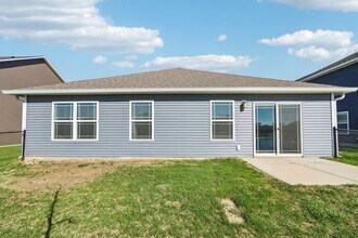 722 Marsh Aster Dr in Greenfield, IN - Foto de edificio - Building Photo